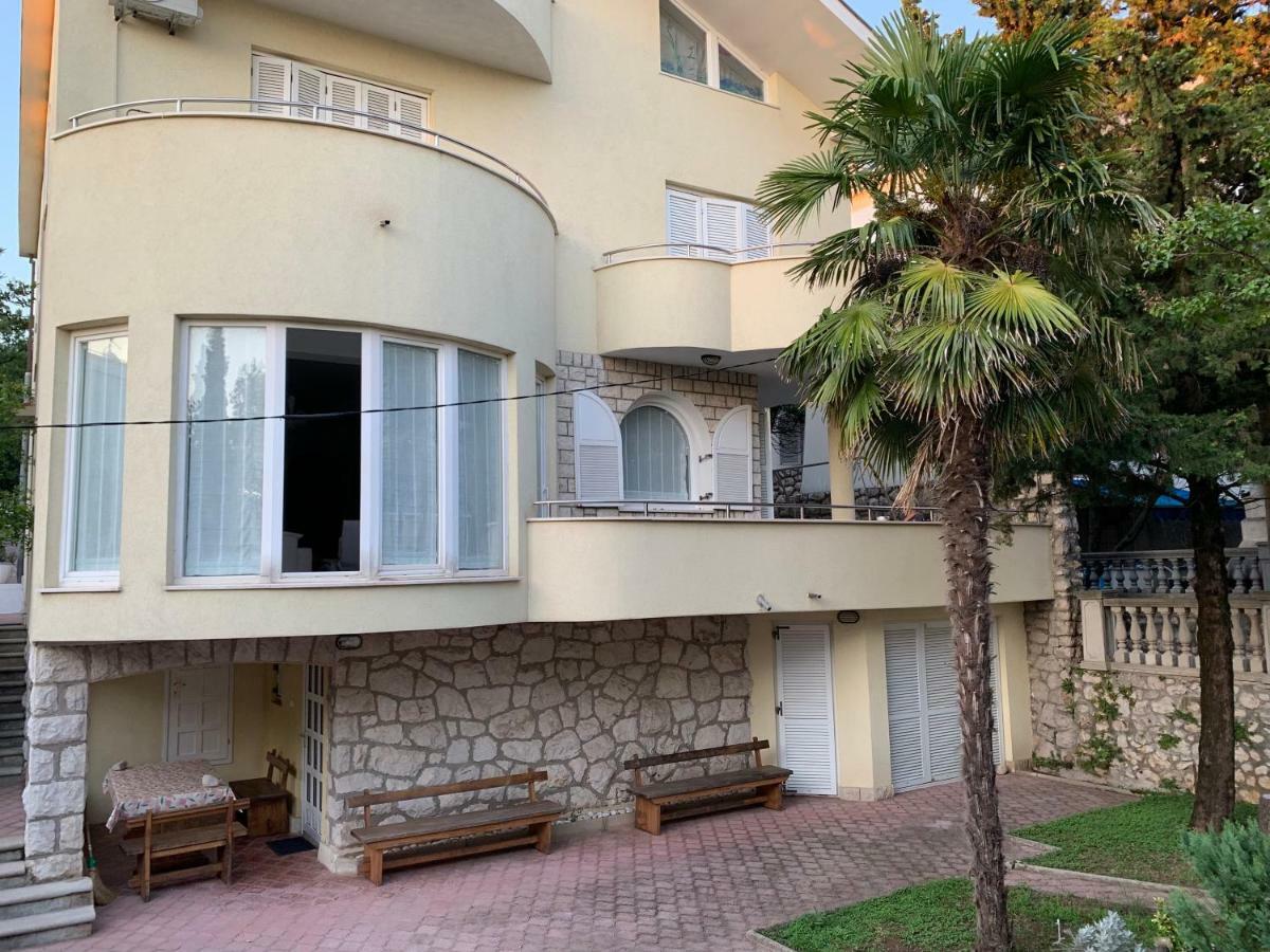Apartments Lukas Новий Винодольський Екстер'єр фото